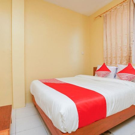OYO 2656 Az Zahra Residence Syariah Surabaya Bagian luar foto