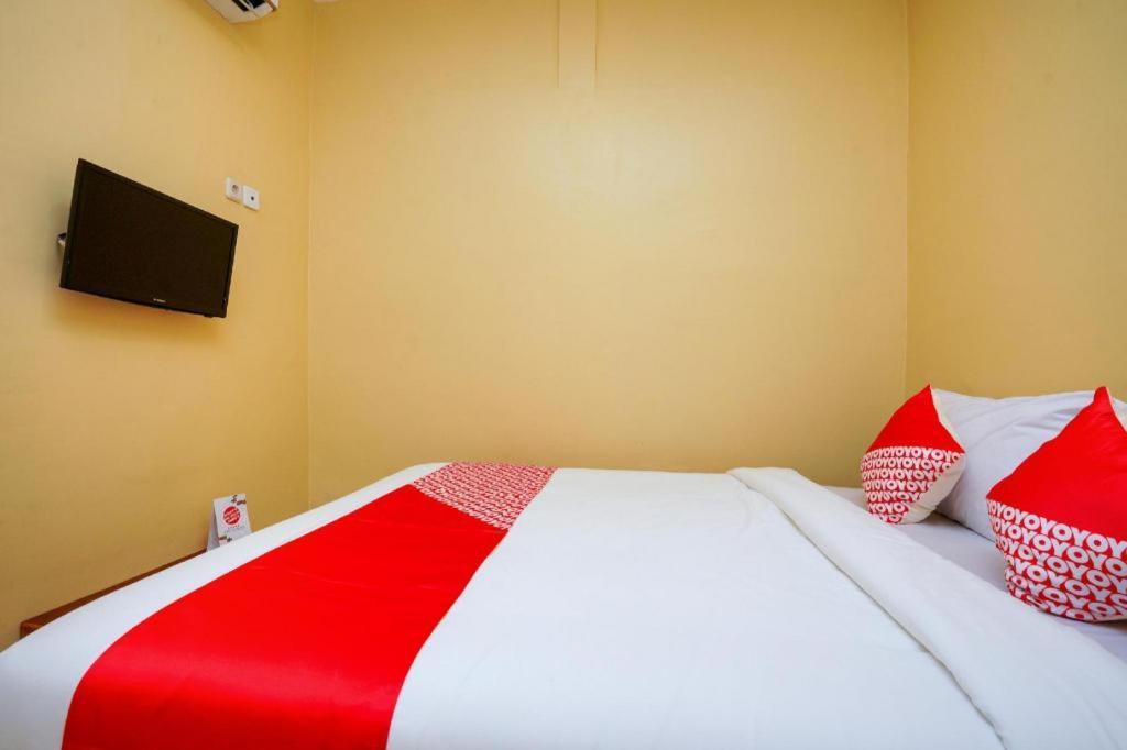 OYO 2656 Az Zahra Residence Syariah Surabaya Bagian luar foto