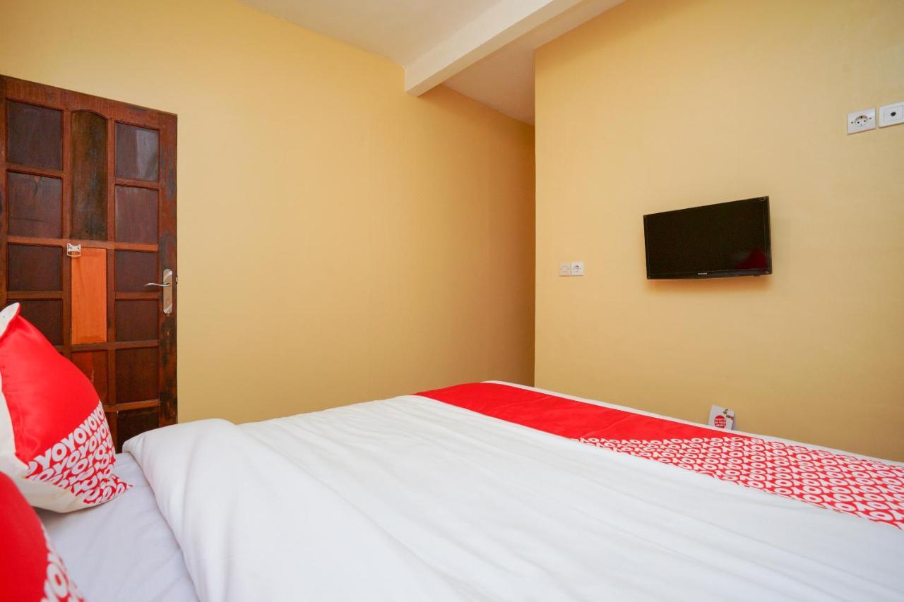 OYO 2656 Az Zahra Residence Syariah Surabaya Bagian luar foto