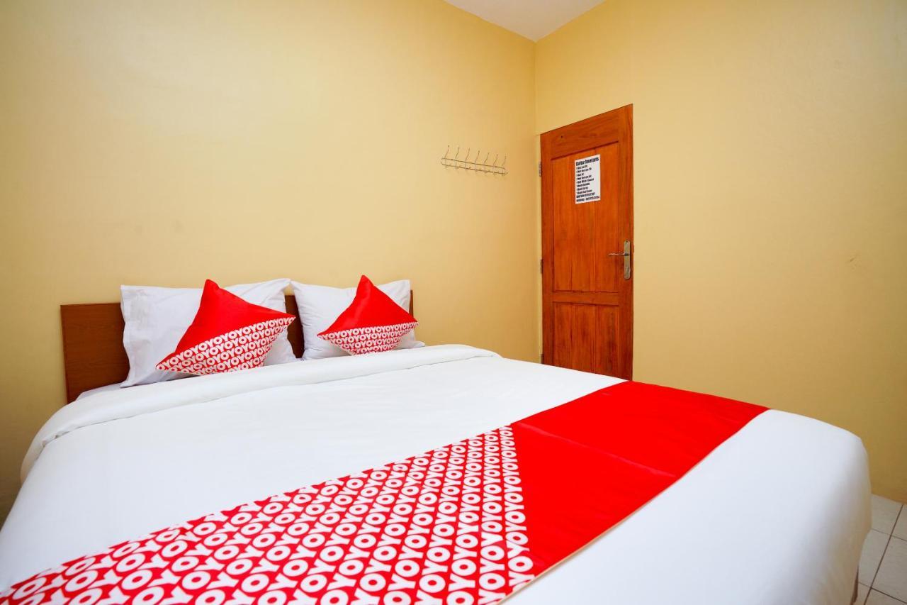 OYO 2656 Az Zahra Residence Syariah Surabaya Bagian luar foto
