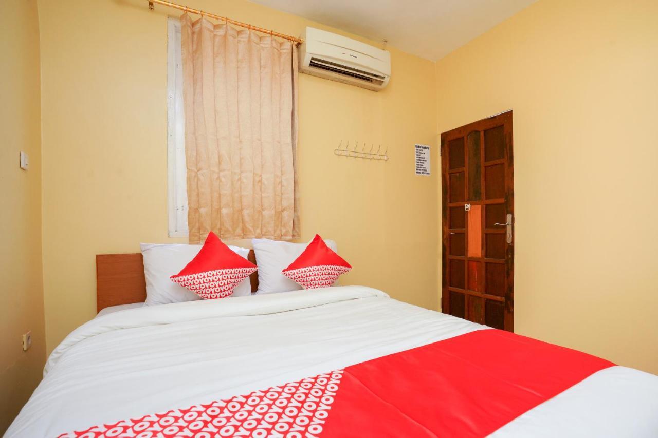 OYO 2656 Az Zahra Residence Syariah Surabaya Bagian luar foto