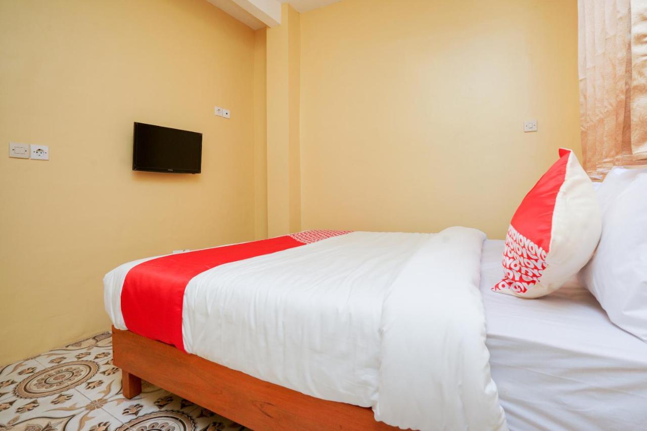 OYO 2656 Az Zahra Residence Syariah Surabaya Bagian luar foto